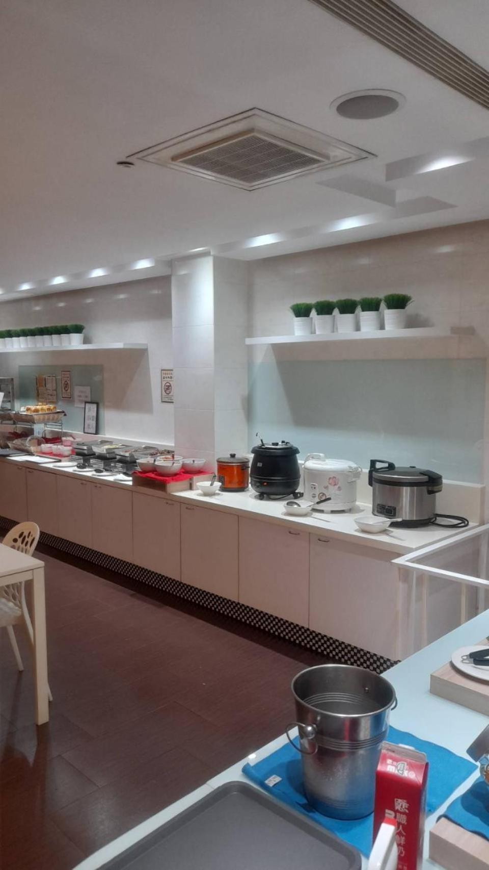 King Motel王者 桃園市旅館177號 Εξωτερικό φωτογραφία