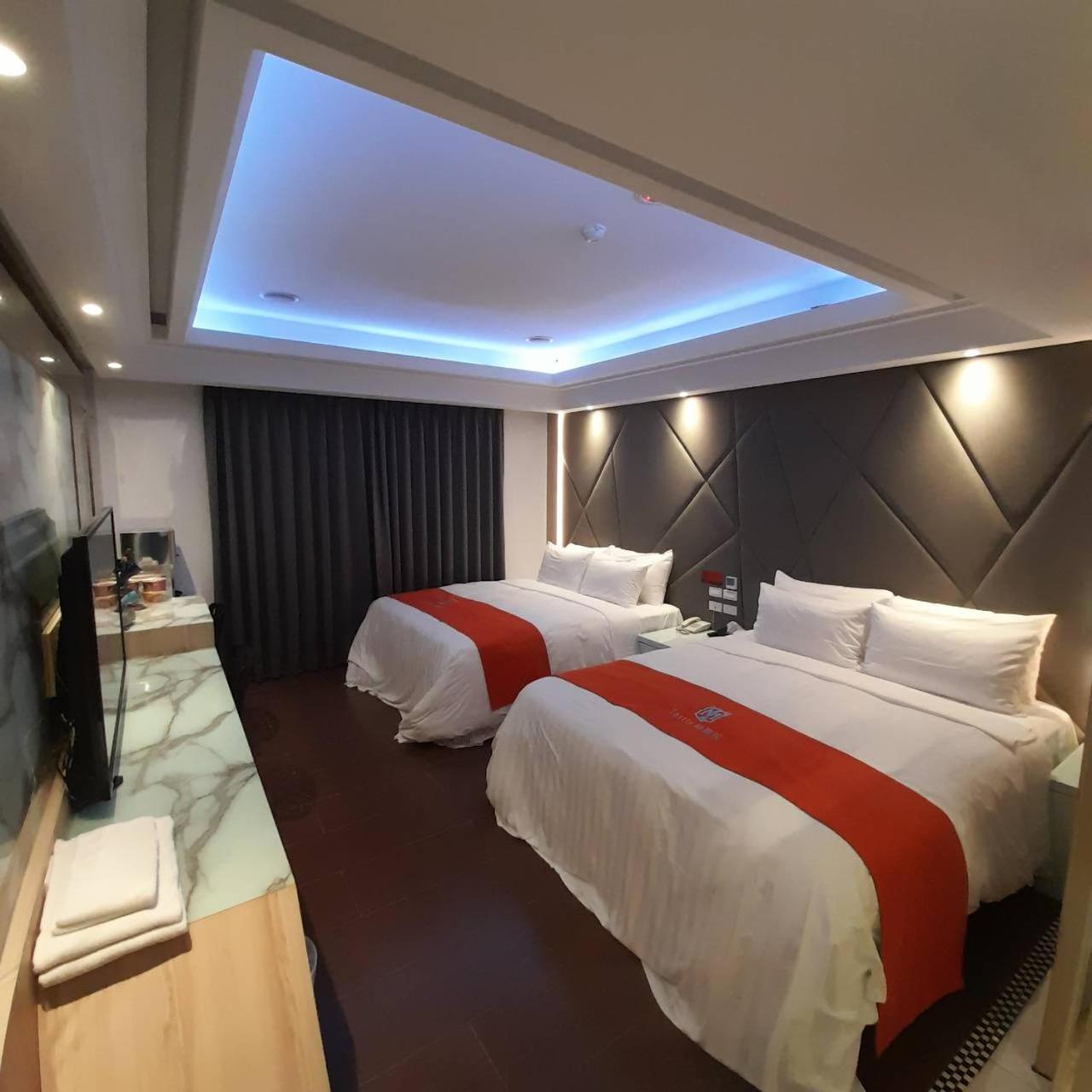 King Motel王者 桃園市旅館177號 Εξωτερικό φωτογραφία