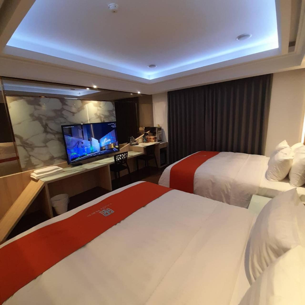 King Motel王者 桃園市旅館177號 Εξωτερικό φωτογραφία