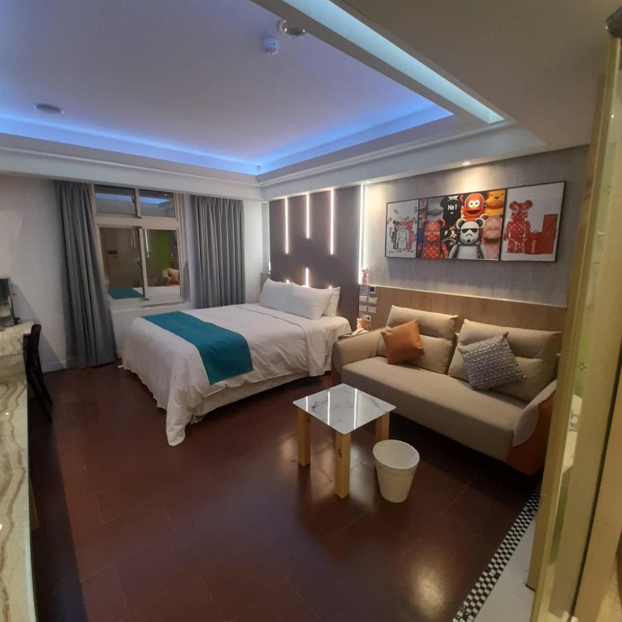 King Motel王者 桃園市旅館177號 Εξωτερικό φωτογραφία